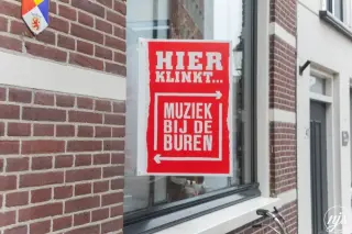 Muziek bij de buren