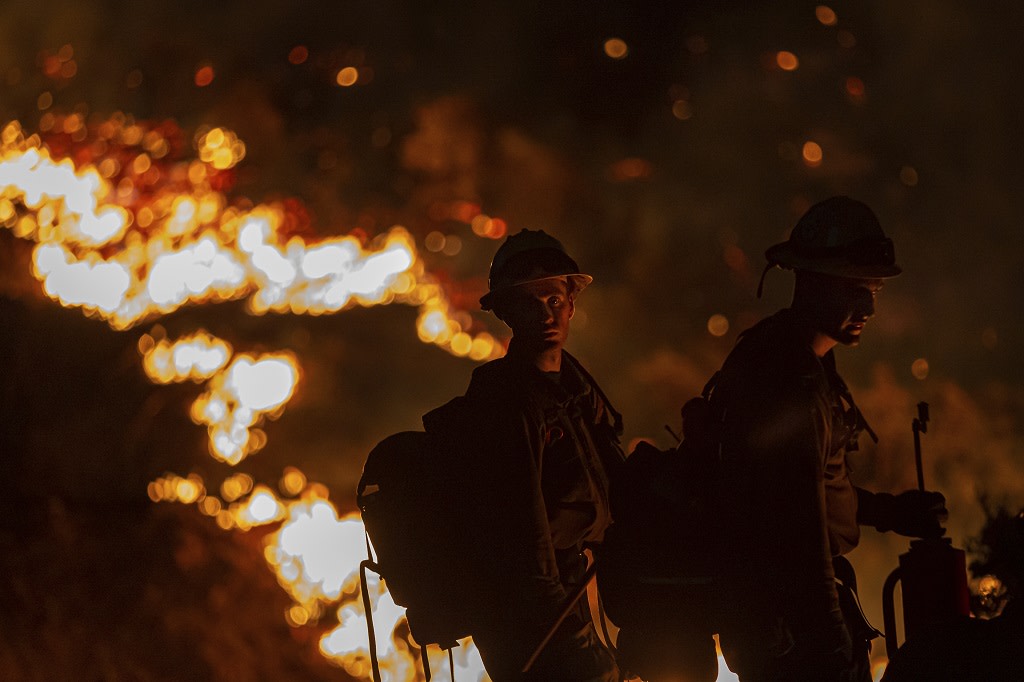 AP_Caldor Firefighters