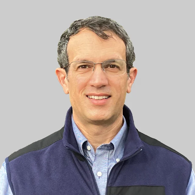 Dan Rizza headshot