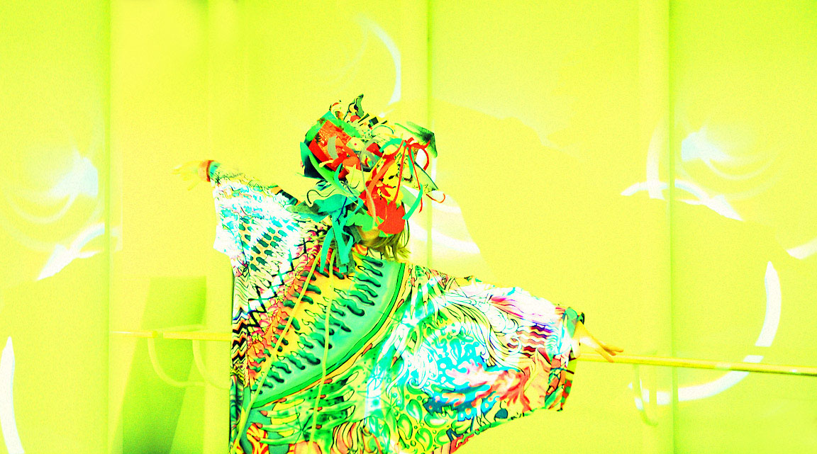 Eye to Eye, a performance at the Guggenheim Museum, designed and performed by by Bureau V in collaboration with avaf, New York, NY
