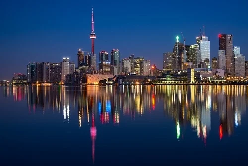 https://images.ctfassets.net/cy2jgjrgaerj/1cHeac7xwgLKtEwSIGdMVI/cf55407ffe9ec6f62bf43c2724a0de4b/Toronto.jpg