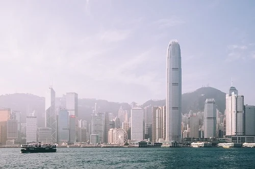 https://images.ctfassets.net/cy2jgjrgaerj/50el9Nf6QkYMFQlXYYvTqb/8e12a8336c779449ce8ae5e7410713d3/Hong_Kong_GIG_97b64f.jpg