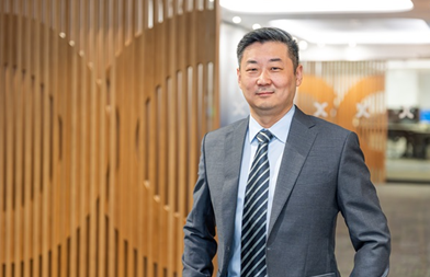 https://images.ctfassets.net/cy2jgjrgaerj/5kwqR1Di6yiXc3WysFXQzY/ff46899a0f55d423bce0c85750a11722/Frank_Zhang.png