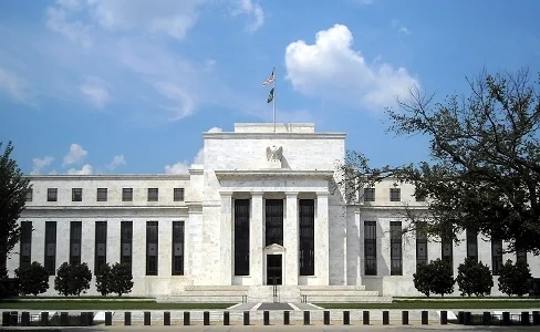 https://images.ctfassets.net/cy2jgjrgaerj/6ImjgVjyrDPOIjXq9Crtpa/4c6349bc95d5eeca034fca2751fe8068/federal_reserve_gig.jpg