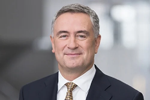 https://images.ctfassets.net/cy2jgjrgaerj/TKy0JxKpVqAUsXRUbCaxG/10242828e55a2026d28808201ff648da/Gregor_Pottmeyer_GIG.jpg
