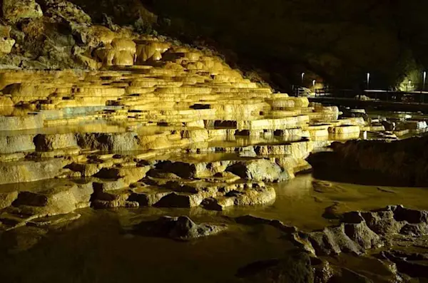 Akiyoshidai- Höhle