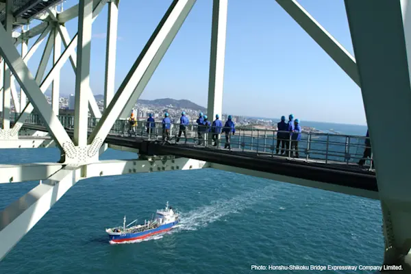 Brückenwelt der Akashi- Kaikyo Brücke