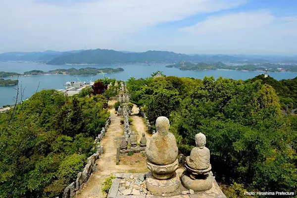 Mt. Shirataki Gohyaku Rakan