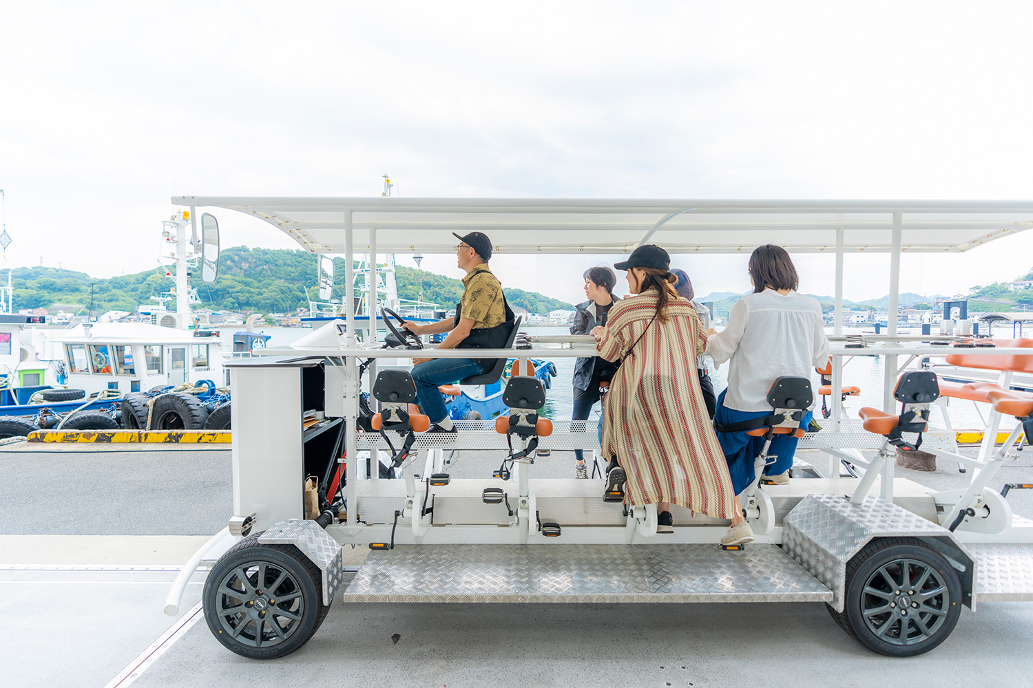 16人乗りの自転車 「ICHIROKU ONOMICHI」 | 瀬戸内Finder