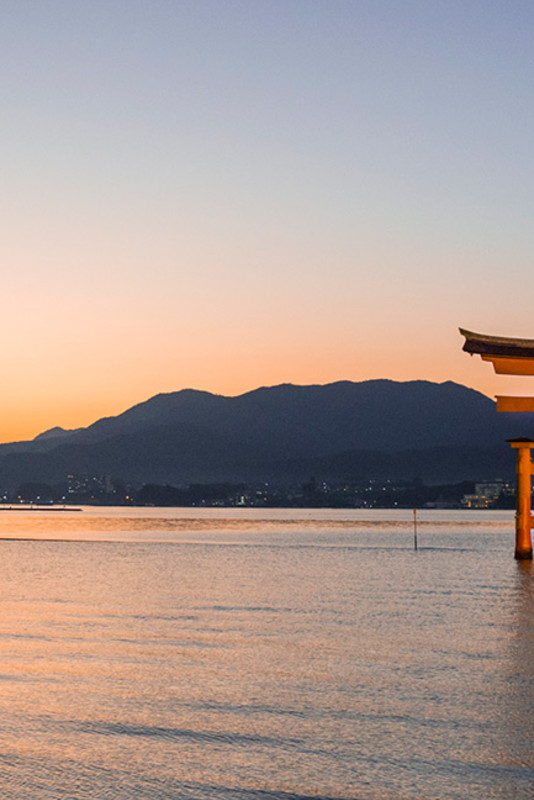 Les sanctuaires d'Itsukushima et de Senjokaku