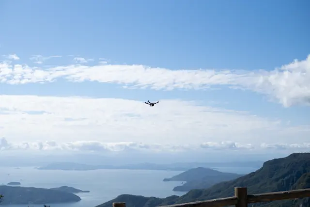寒霞渓の絶景を背景にドローン空撮で旅の思い出を/ 香川県小豆島