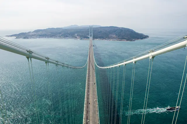 Akashi Kaikyo Bridge, Japan — World&rsquo;s Longest Suspension Bridge 