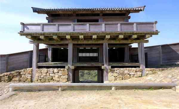 鬼の城 鬼城山（鬼ノ城）｜観光スポット | 岡山観光WEB【公式】- 岡山県