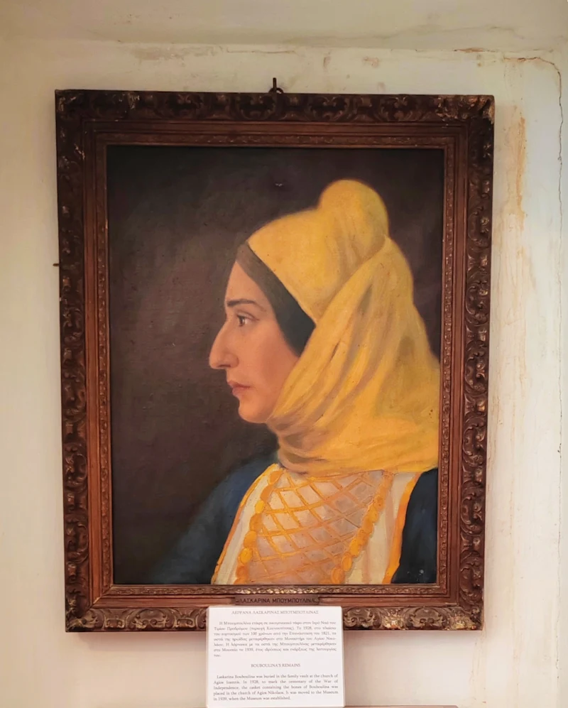 spetses_museum_inside_2