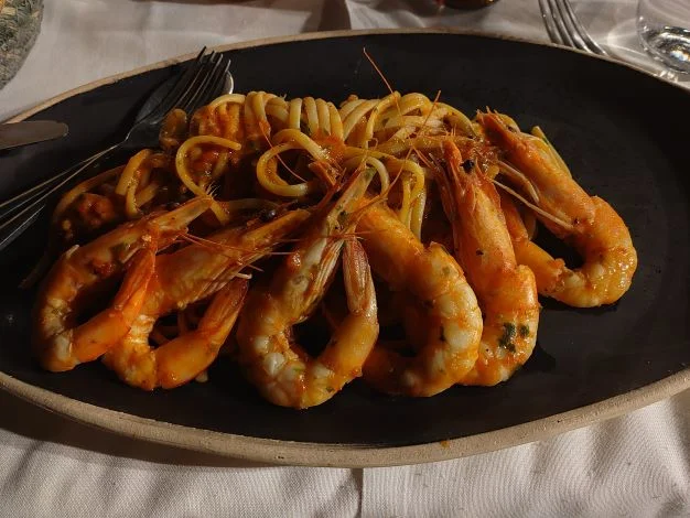 Spaghetti mit große Garnelen