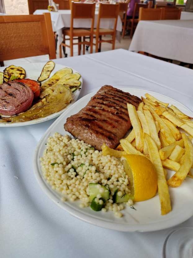 Cassandra Dias Tavern Essen Foto