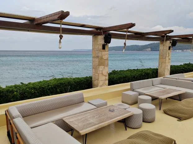 Zattero Beach Bar