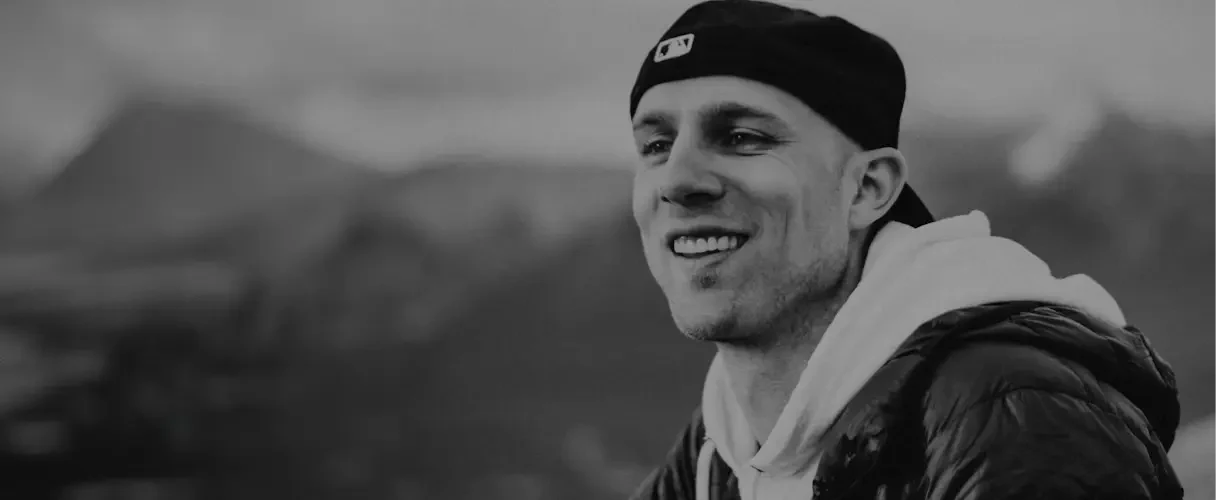 Jonathan Zoeteman discusses the power of community, authentic storytelling, and how a "give-first" mentality leads to sustainable creative success.