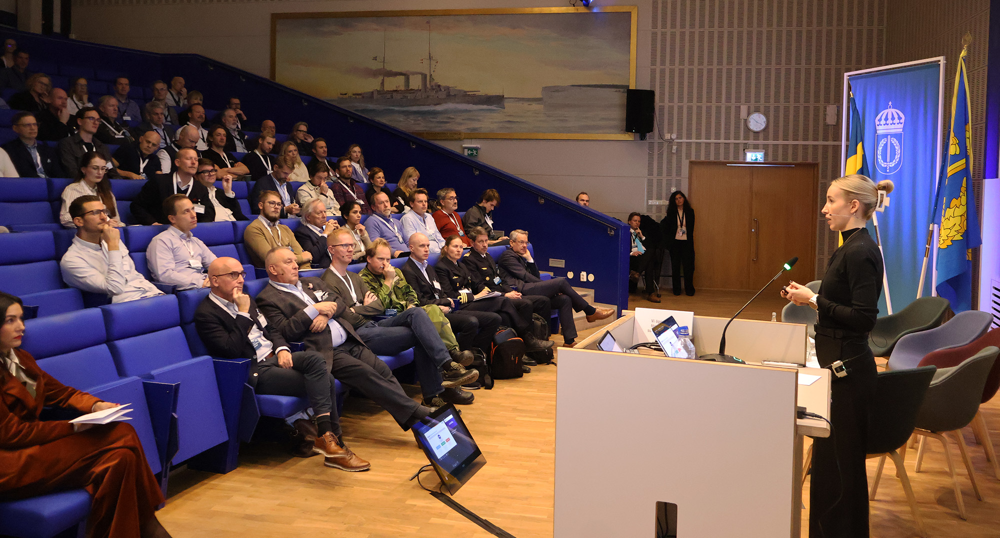 Kaari Kink speaking at the launch conference at the Swedish Defence University.