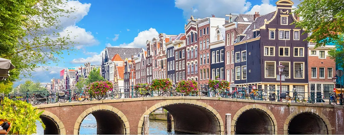 amsterdam-banner.jpg