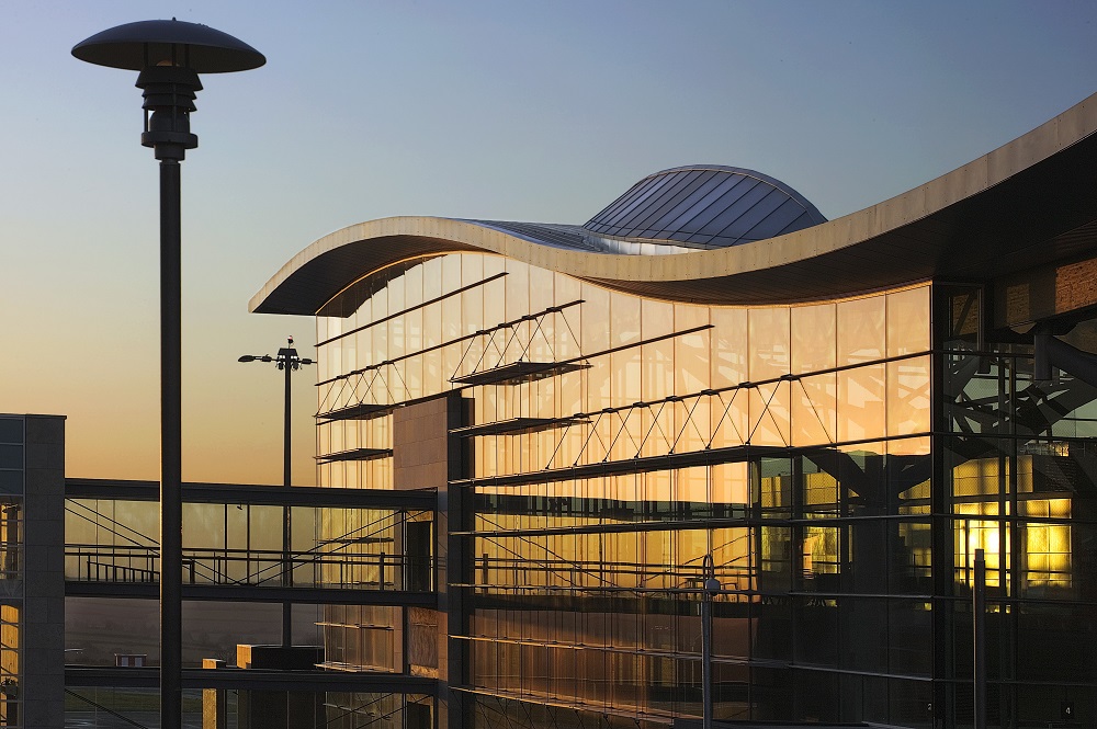 cork-airport-exterior-1