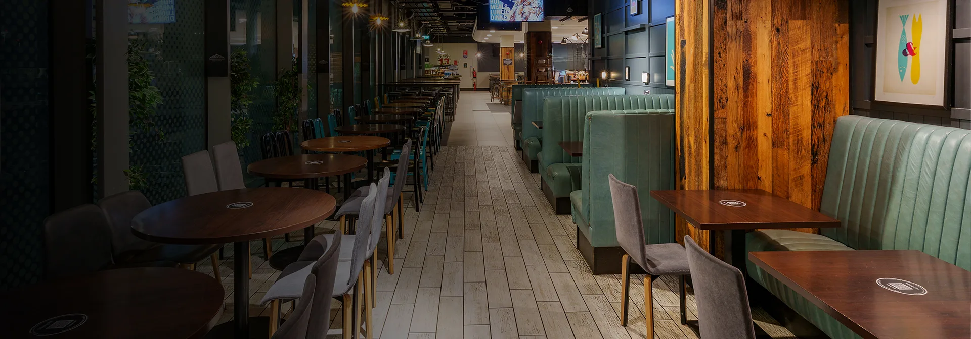 Cafe Restaurants Hero desktop