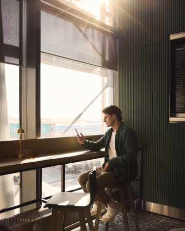 Liffey Lounge runway view desktop