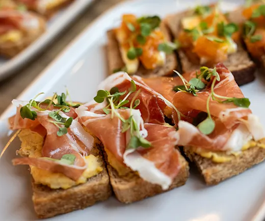 Grab a bite before you fly. From pancakes, sandwiches and wraps to charcuterie, salads and snacks, there’s plenty to keep you going.