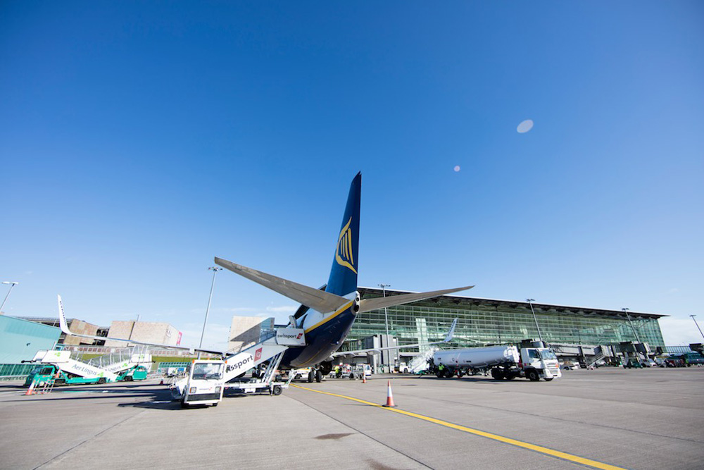cork-airport-exterior-13
