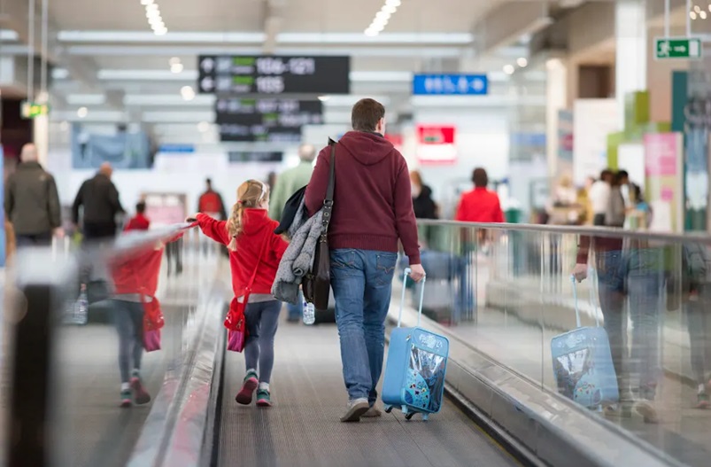 Dublin Airport Easter Passengers