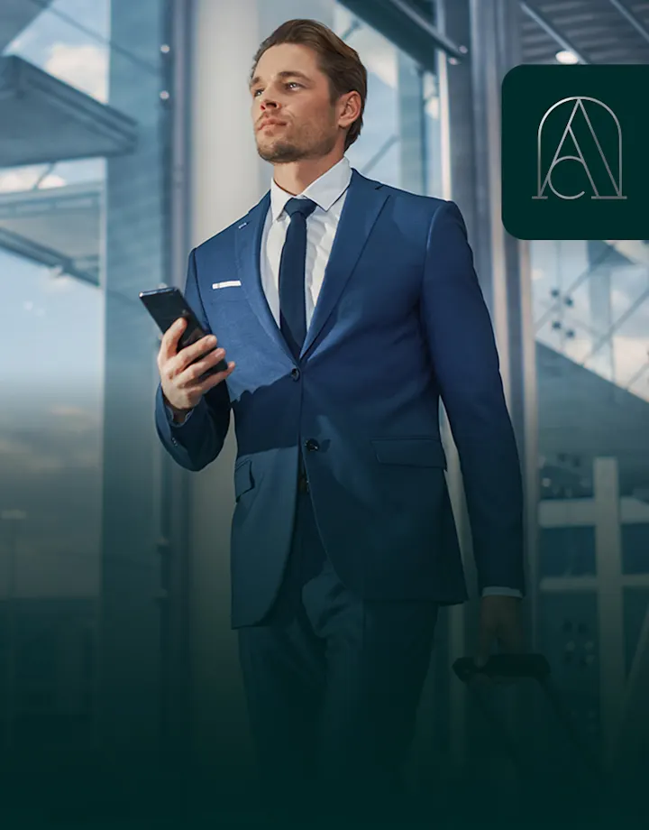 Airport Club - Silver Hero desktop