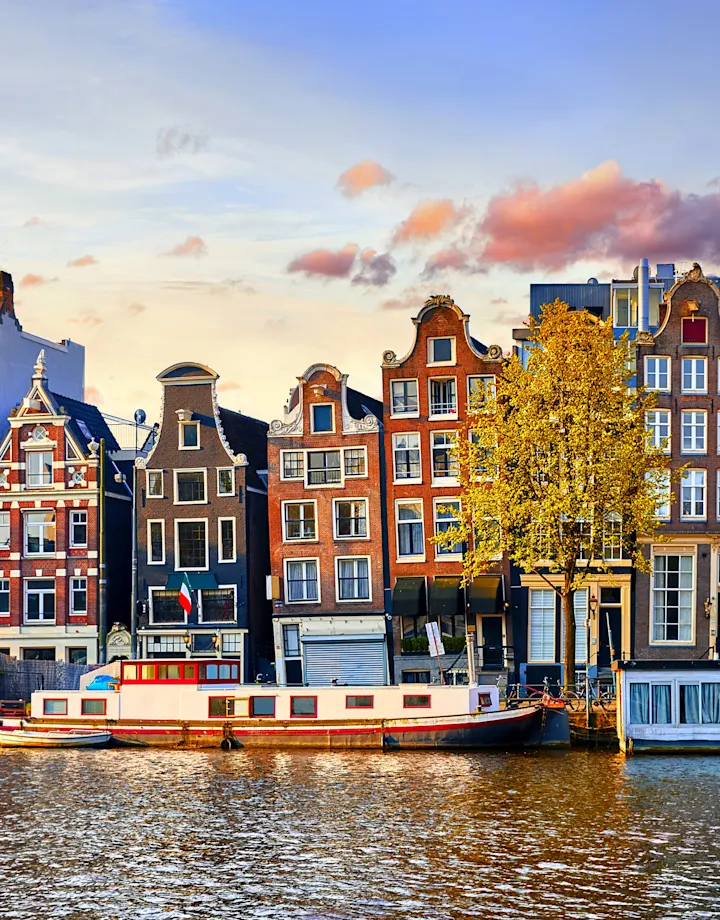 Cork Hero desktop-amsterdam