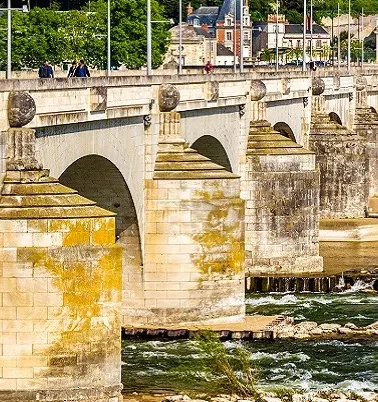 tours-banner.jpg