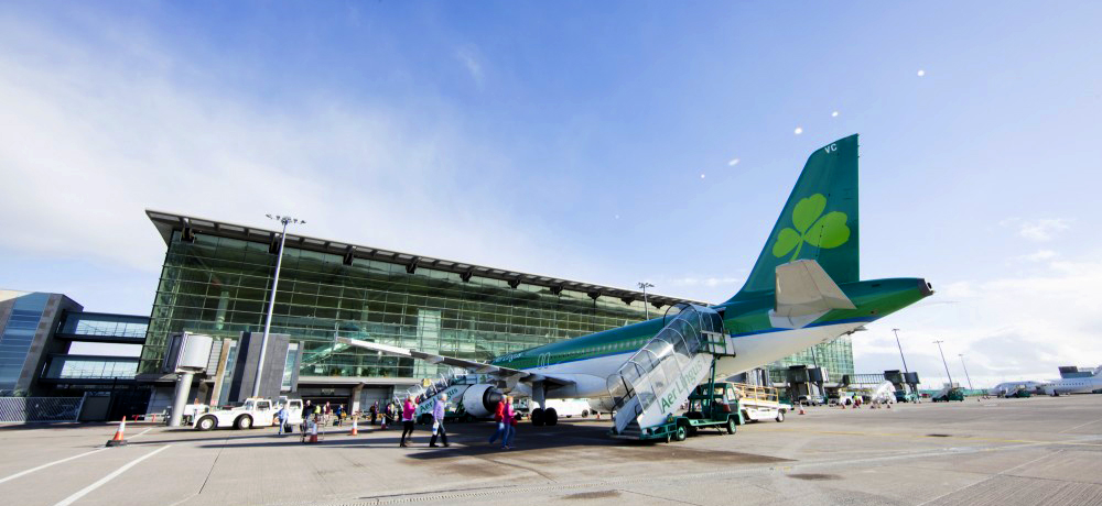 Aer Lingus on Runway