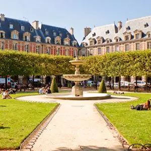 Place des Vosges