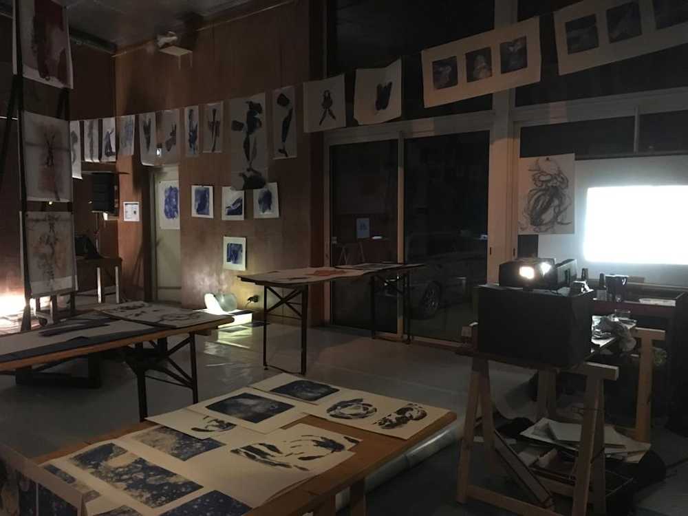 installation l'arrière-fond