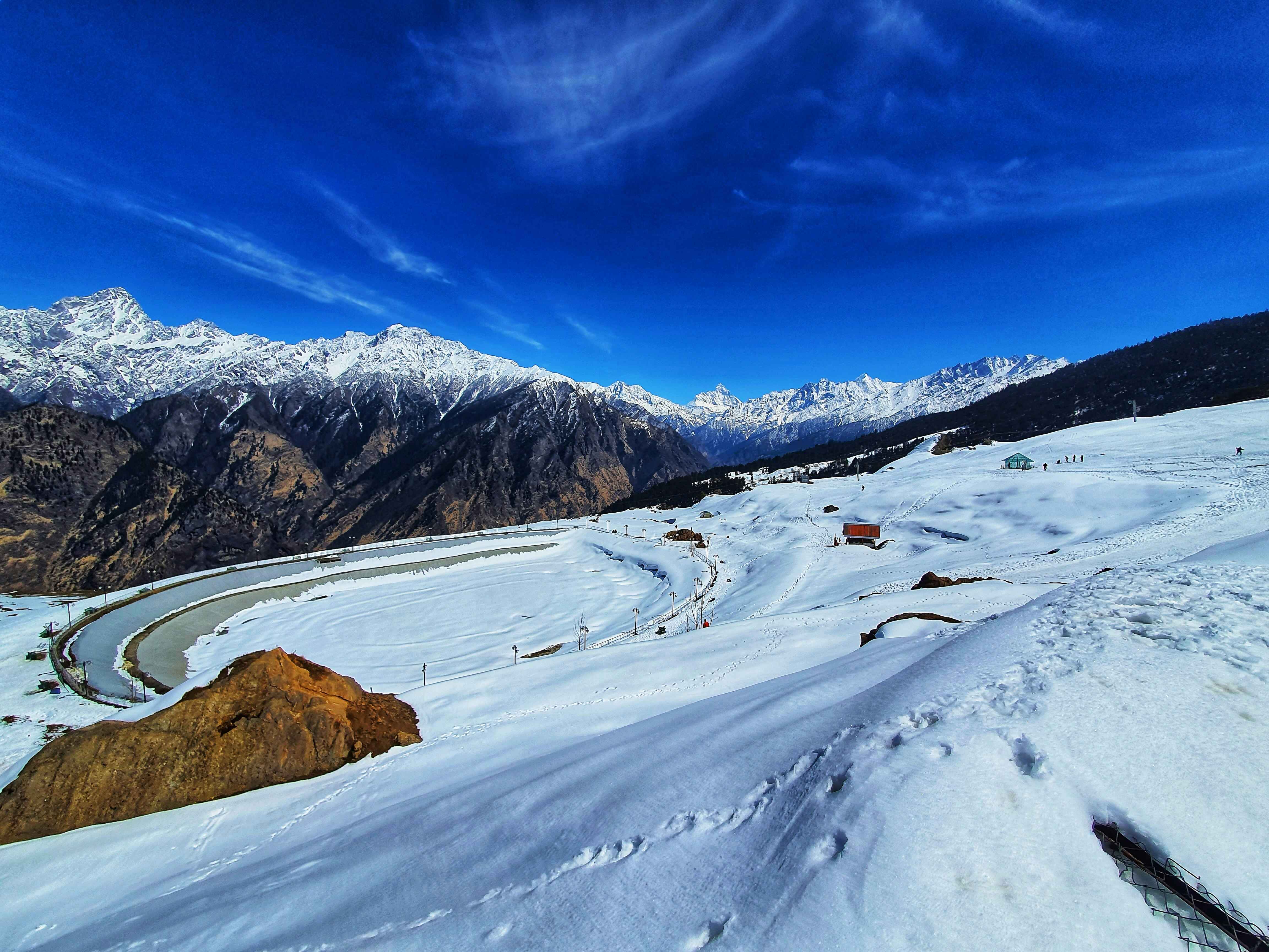 Image of Auli-weekend-tour-gallary-img1-301