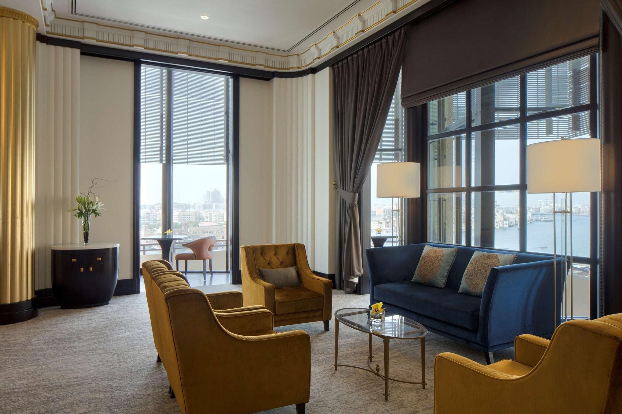 Stay in style at Radisson Blu Hotel Dubai Deira Creek