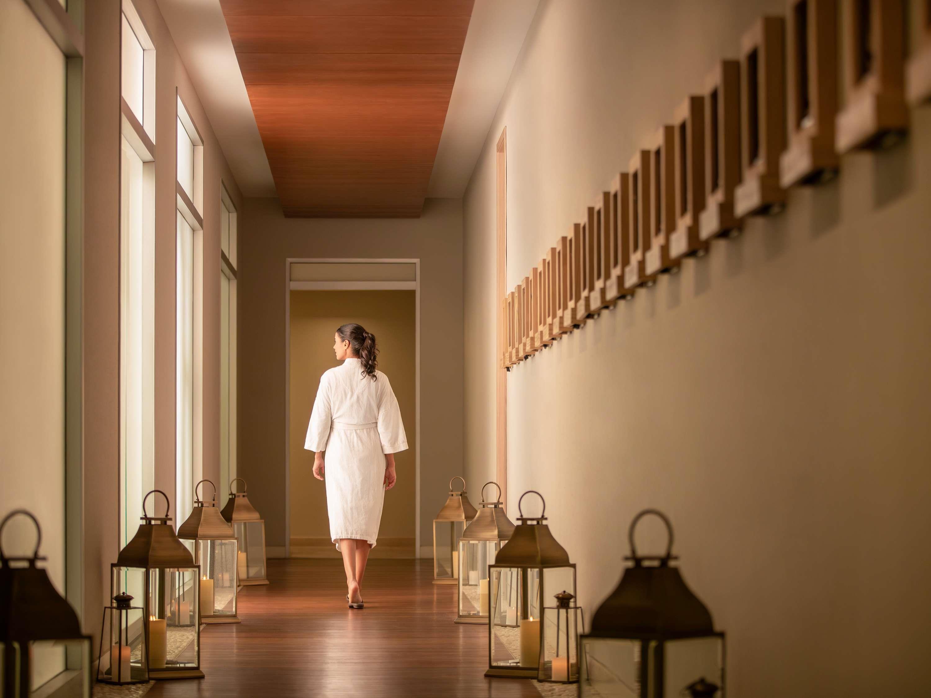 Stay in style at Fairmont Chicago - Millennium Park