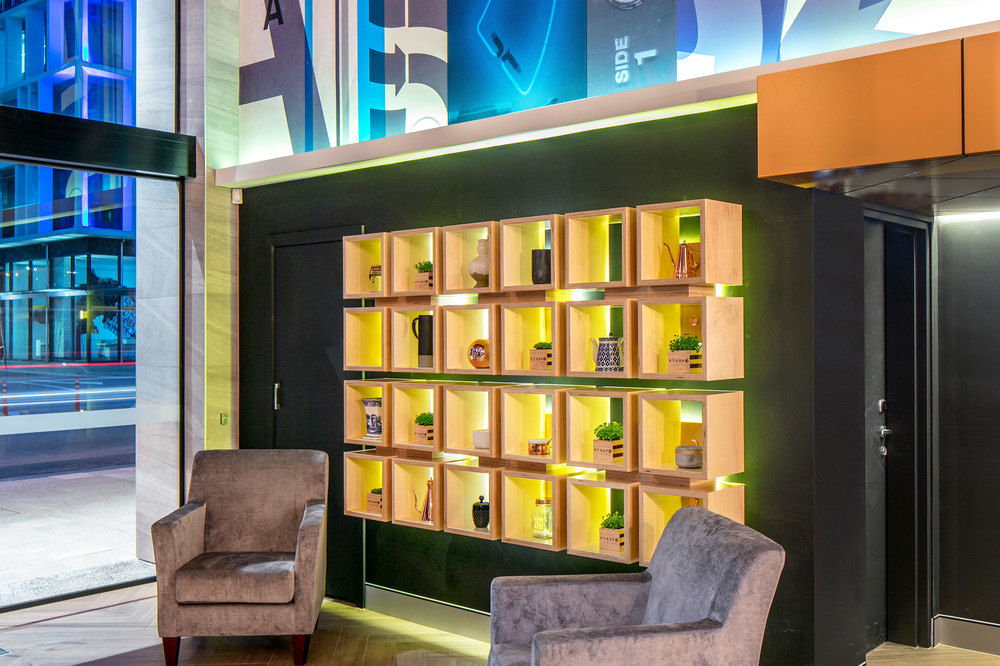 Stay in style at Rydges Perth Kings Square