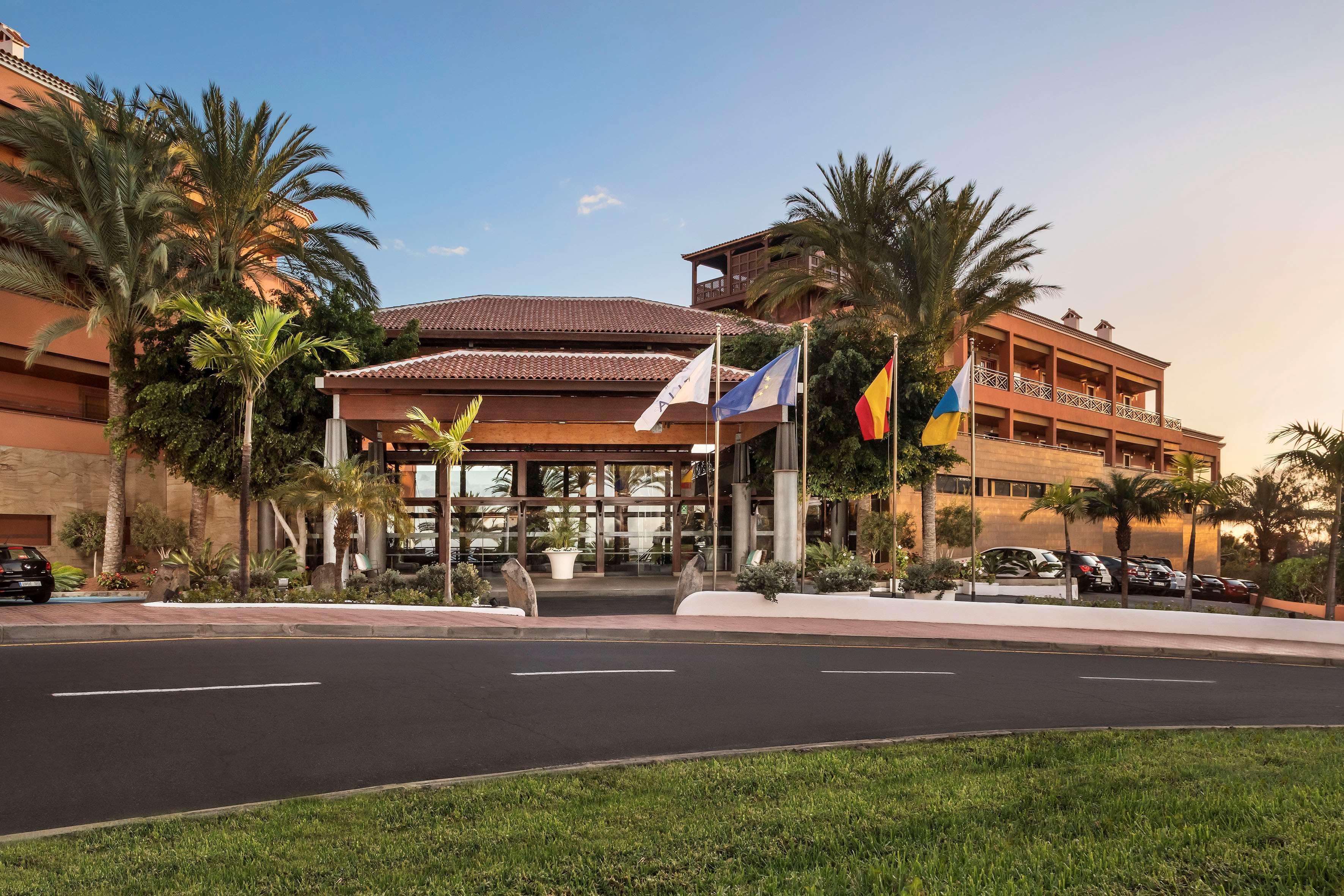 Stay in style at Meliá Jardines Del Teide
