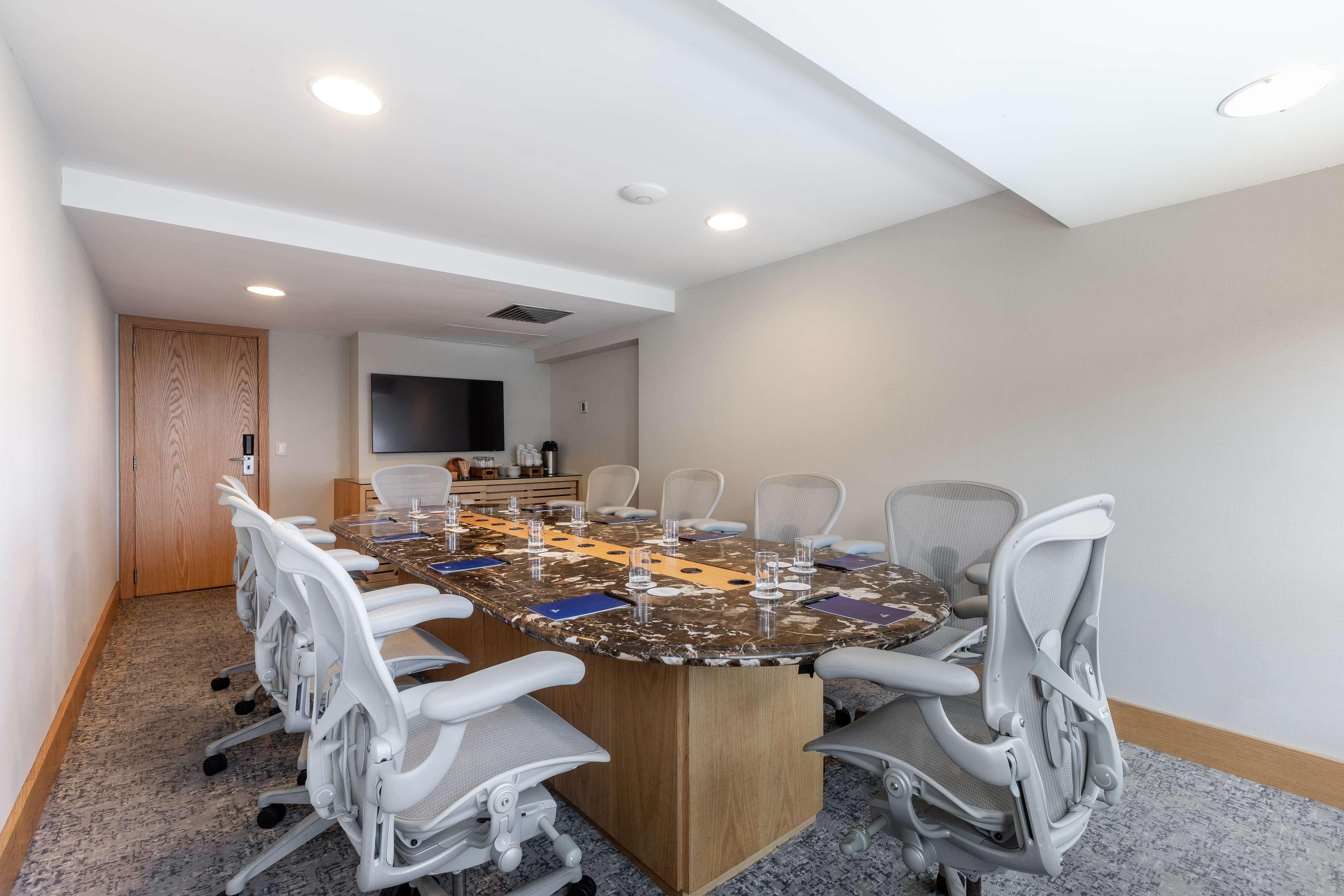 Stay in style at Hilton Rio de Janeiro Copacabana