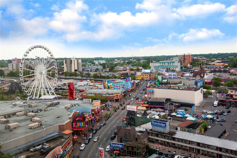 Stay in style at Sheraton Fallsview Hotel