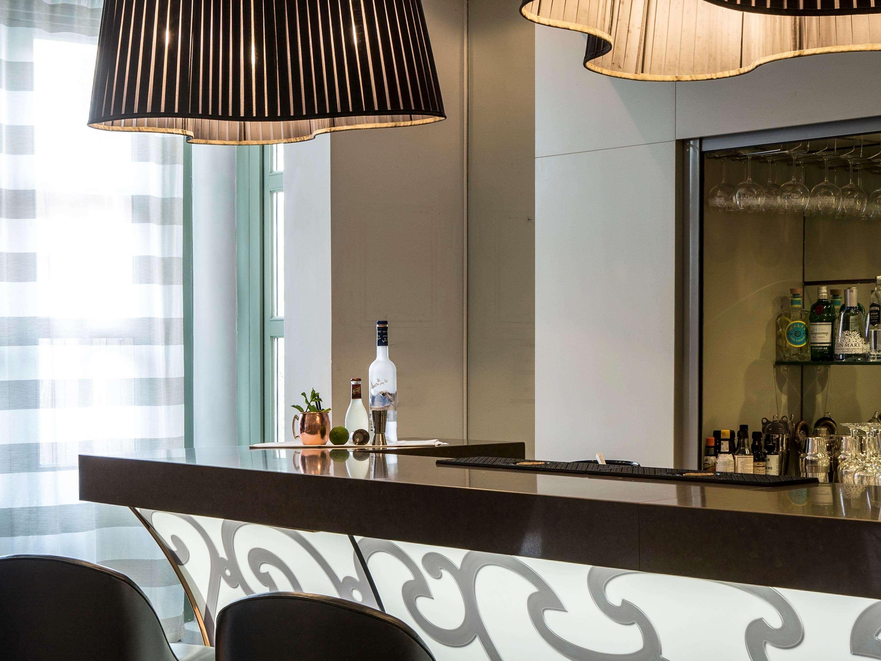 Stay in style at Grand Hôtel Roi René Aix-en-Provence CTR – MGallery