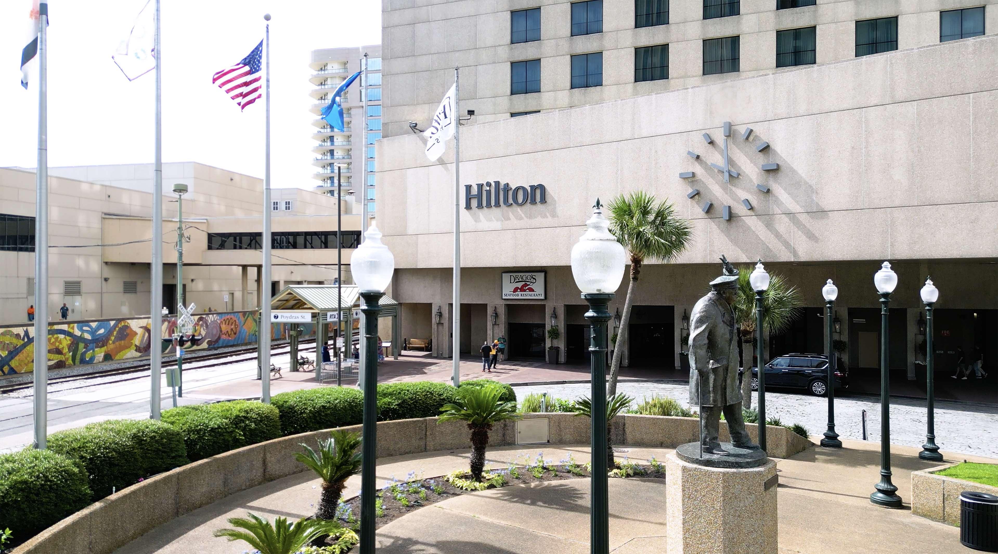 Stay in style at Hilton New Orleans Riverside