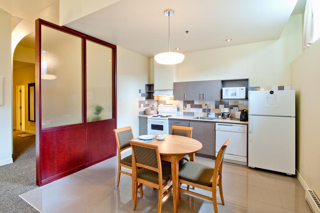 Stay in style at Le Square Phillips Hôtel & Suites