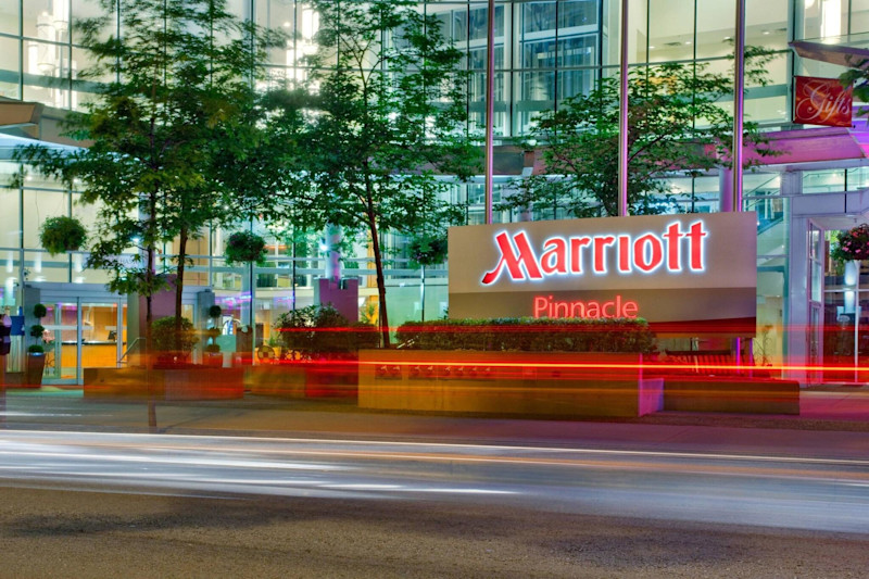 Stay in style at Marriott Pinnacle Downtown Vancouver
