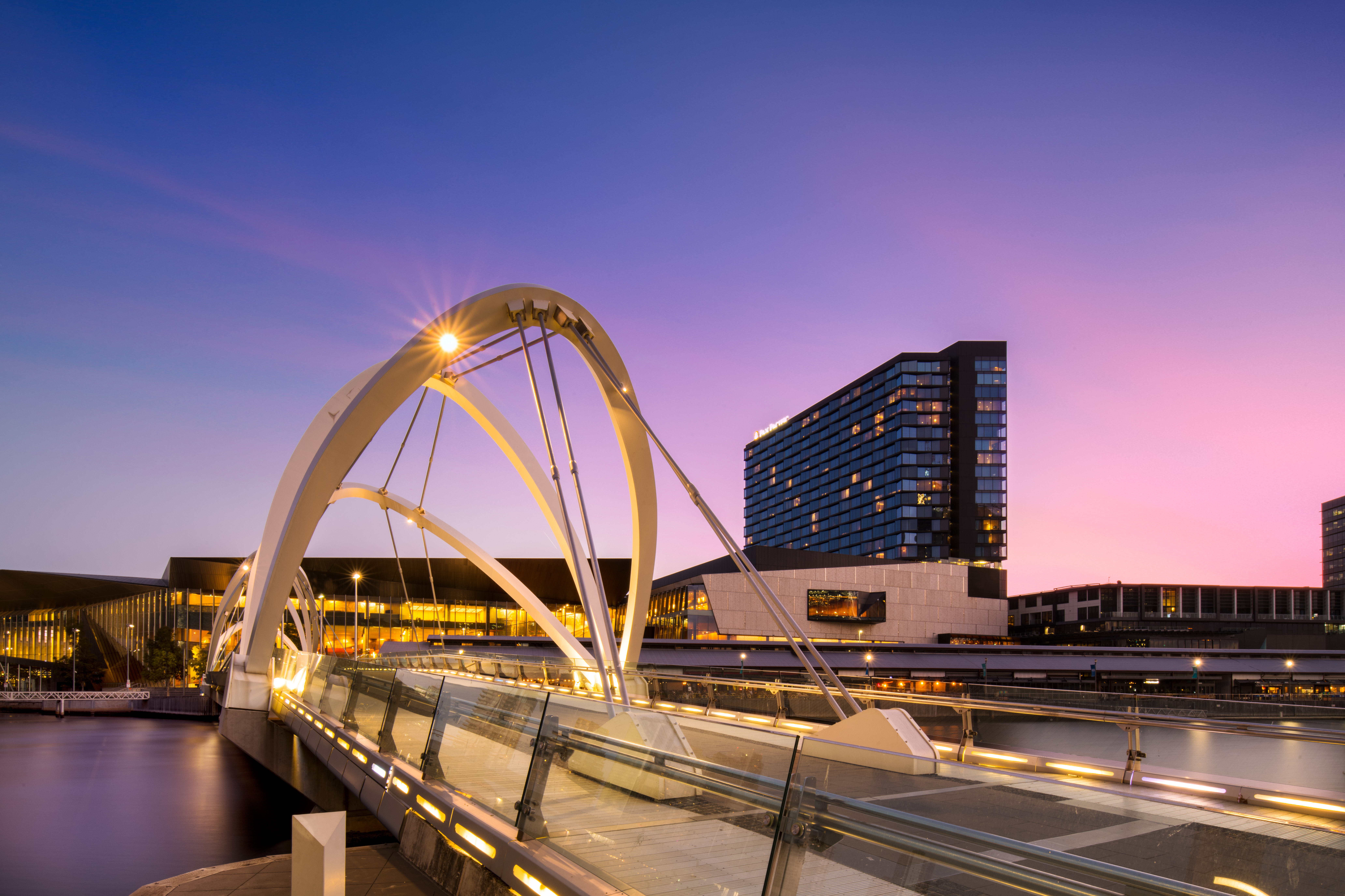 Stay in style at Pan Pacific Melbourne