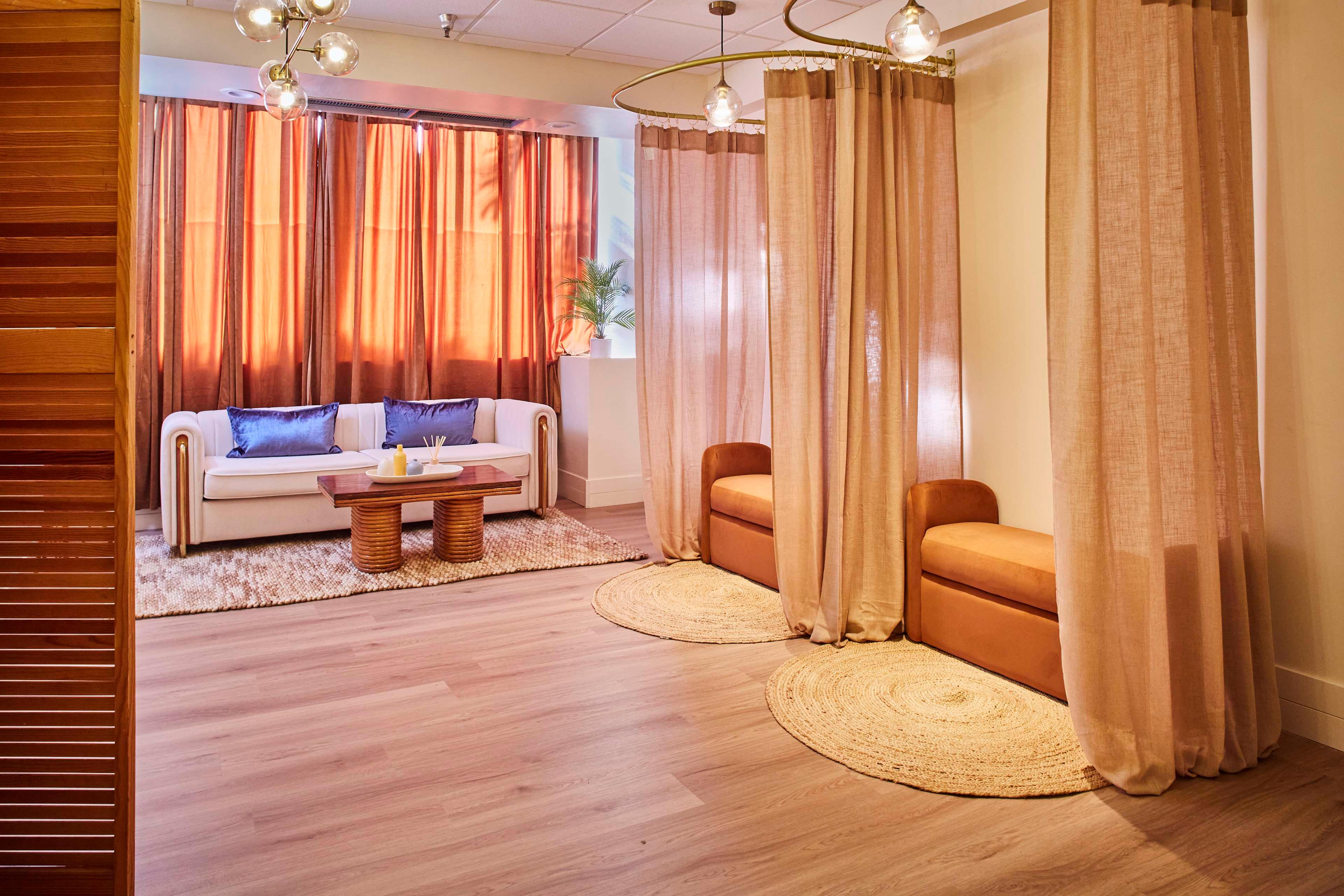 Stay in style at Hilton Waikiki Beach