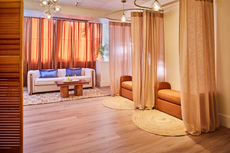 Stay in style at Hilton Waikiki Beach